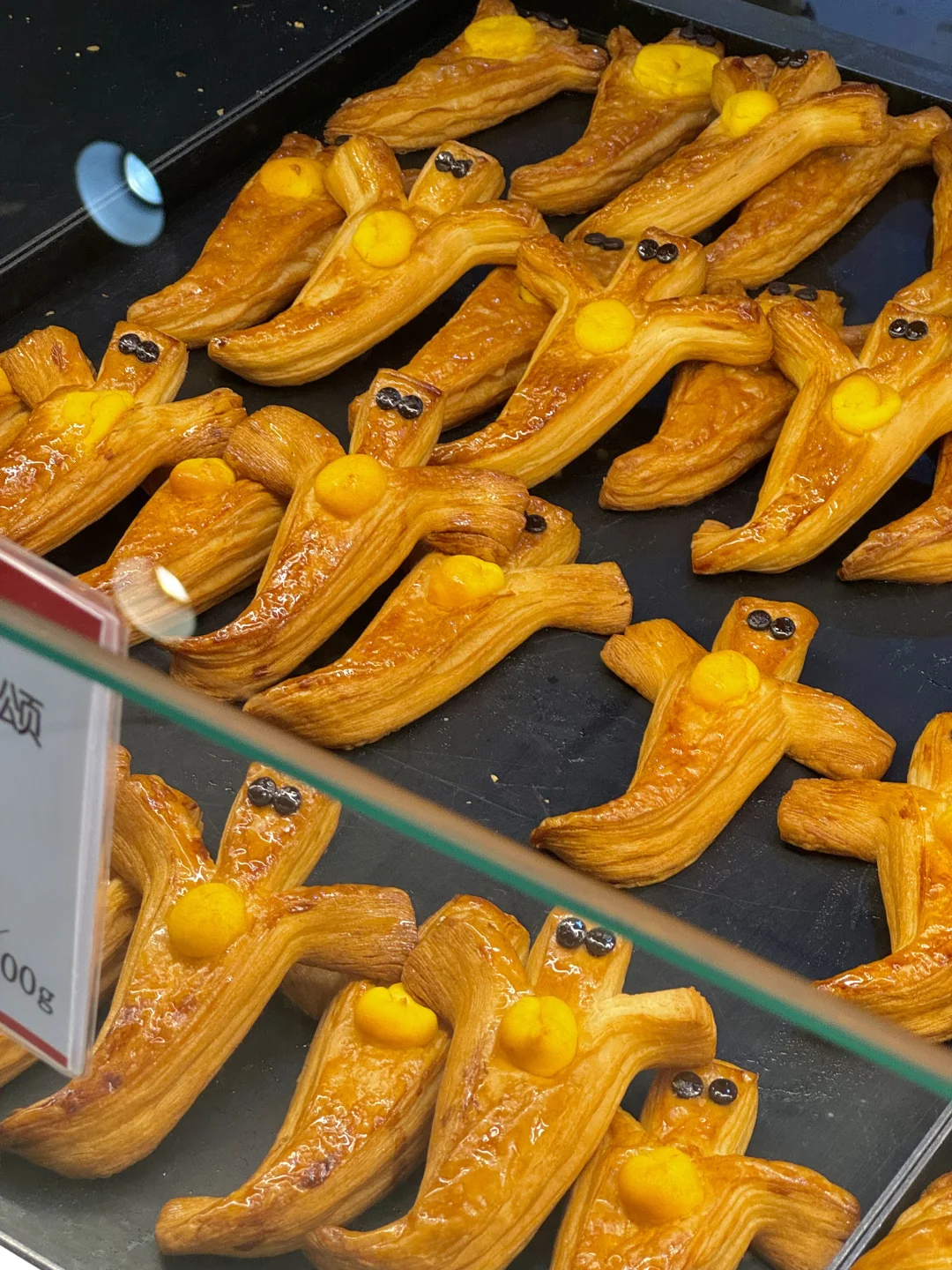上海这家面包店👻真的很超前…