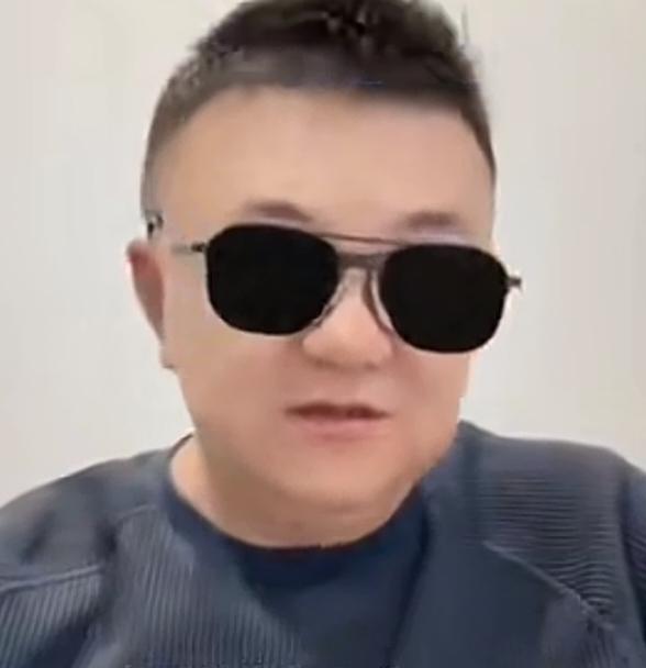 天大的好消息
足协终于可能认可董路了！

一句去温州做点事情，把球迷的期待都点燃