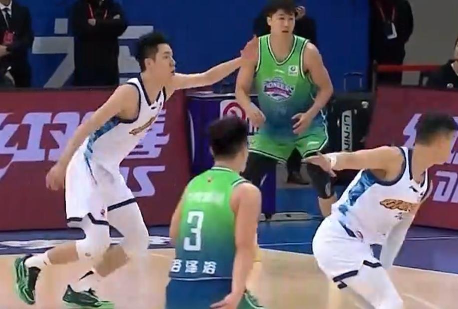 兵不血刃，浙江方兴渡客场大胜天津先行者

今日CBA第九轮，浙江方兴渡继续客场之