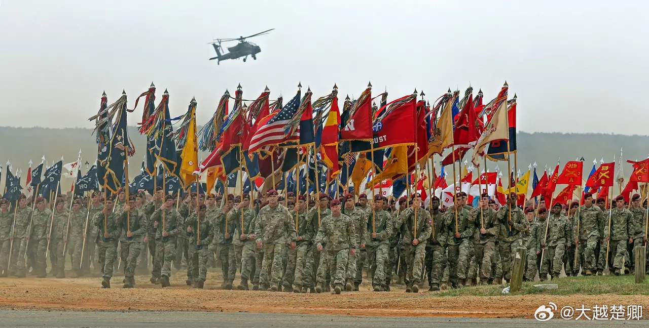 特朗普明年要用1.5万亿美元打造梦幻美军。 