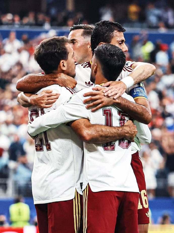 FIFA发布决赛球员海报 北京时间7月20日03:00，美加墨世界杯决赛在纽约打