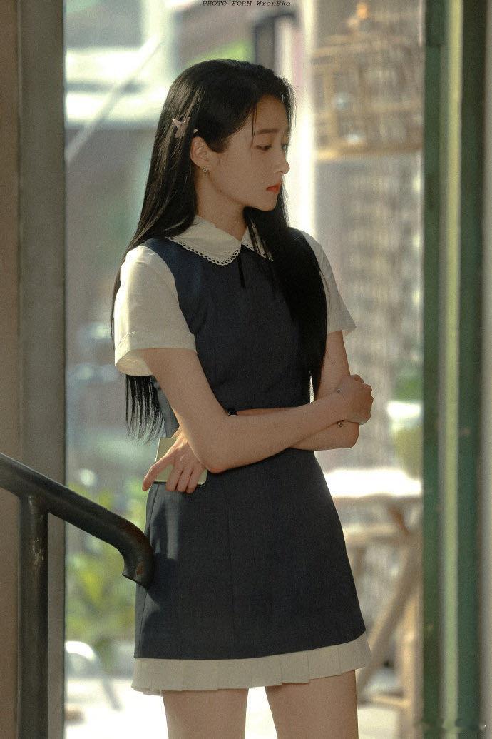 关晓彤关晓彤是有点戏灵根的 曾经以为她是长不大的国民闺女，如今她用作品证明了自己