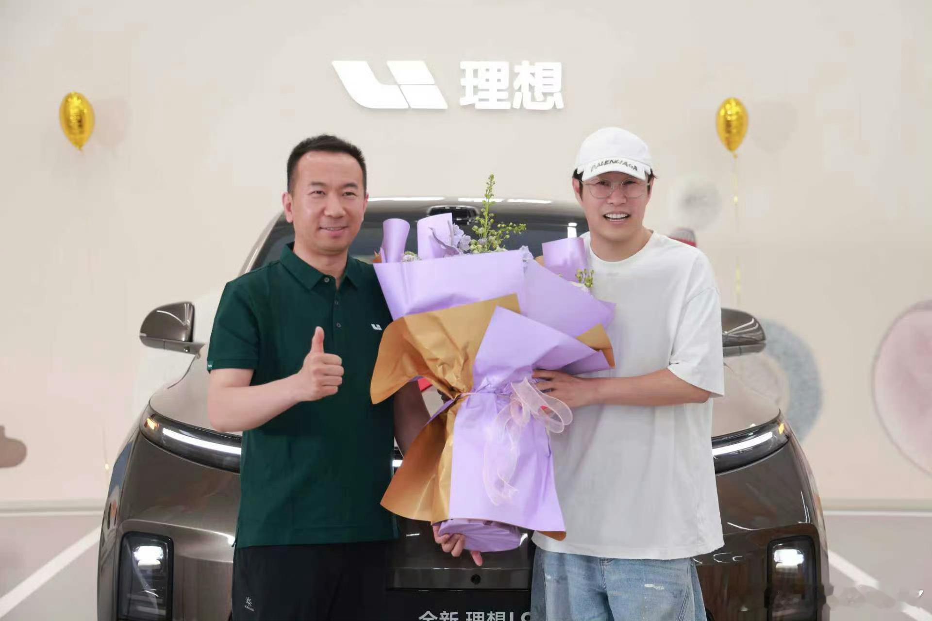 阳仔提L9 Livis了 