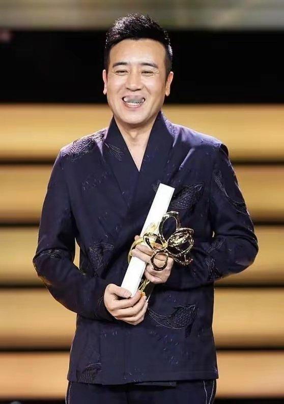 #于和伟 睡七个小时怎么了#每天数一数自己需要开工的时间，加班时有，为啥不睡八个