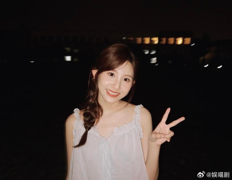 原来这就是187视角下的168吗萌的我下奶……不怪小曹觉得ee像小兔子🐰，这完
