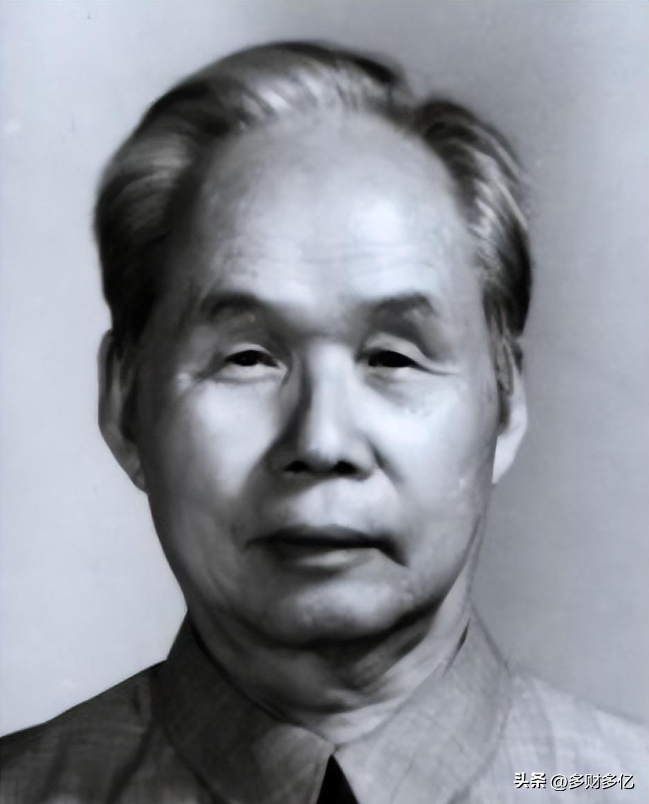 毛主席放狠话！对邓子恢直言：不处理他，我就处理你，藏着建国初农村工作的硬核逻辑！