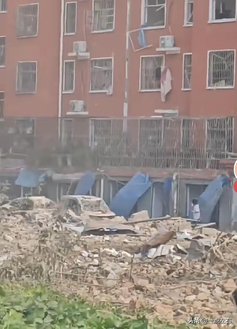 说句实在的，这次爆炸事件官方一通报，很多人可能就觉得"哦，非法储存炸鱼的炸药，找