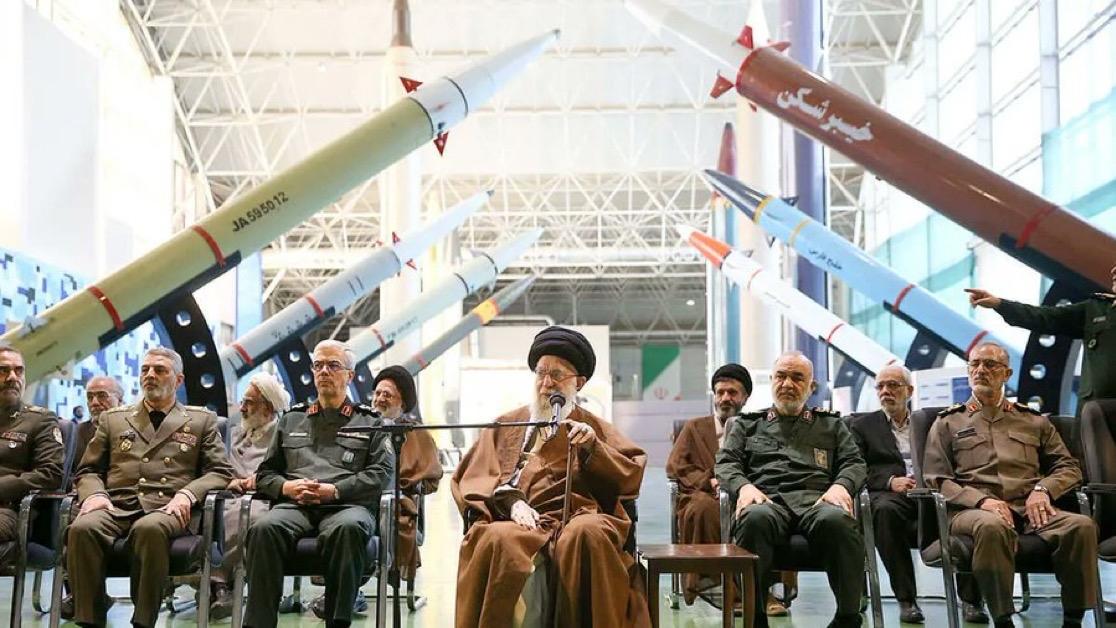 一位伊朗高级官员对路透社表示：
“这一次，无论美国发动的攻击是有限的、无限的、外