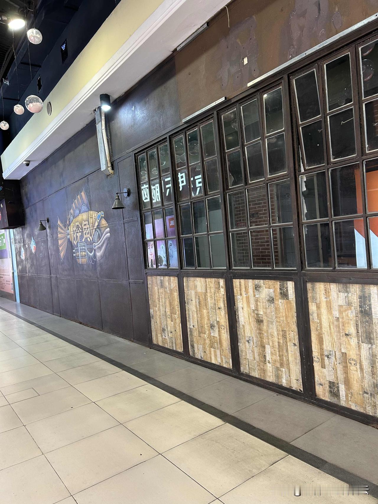 花无百日红，那些外表看起来过得不错的人，他们的日子也不会一直那么好的……

内外