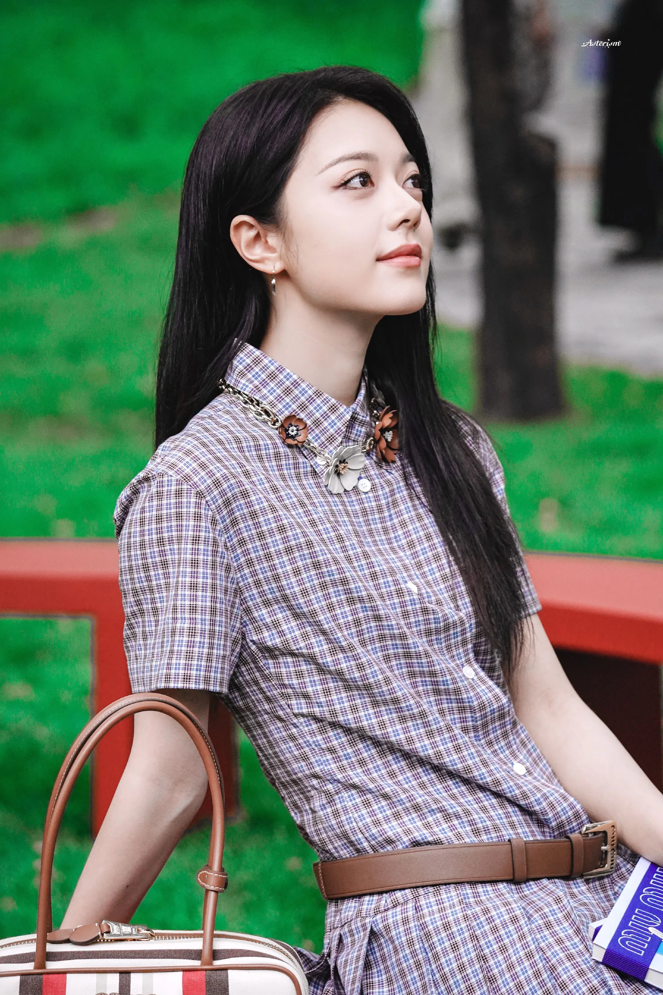 今日miumiu活动图。