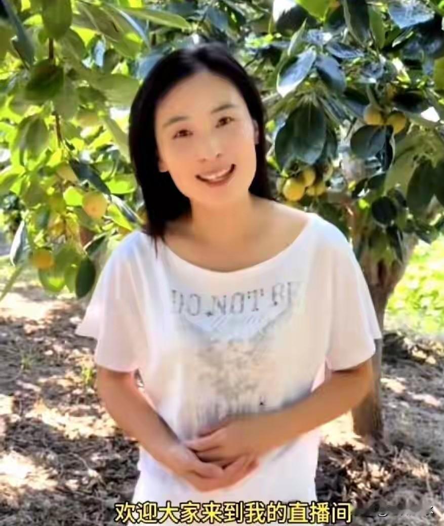 散伙之后才懂得，流量是不会眷顾“氛围组”的

三姐妹分道扬镳已经到了第四十七天，