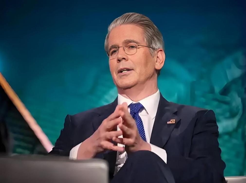 [浮云]美国想要让中国更换国际贸易谈判代表，目的何在？

10 月 15 号华盛