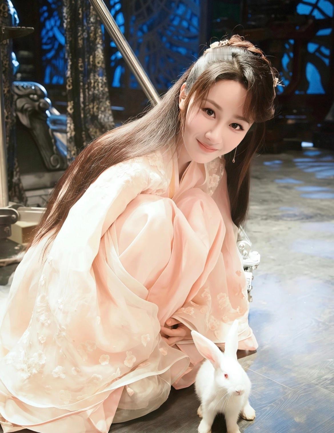 香蜜沉沉烬如霜开播八周年了 八年前一开播直接成为现象级爆款云合累计播放量破150