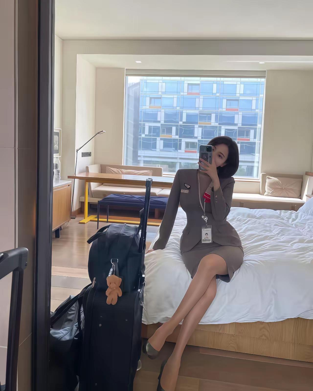 这是哪个航班的美女空间了