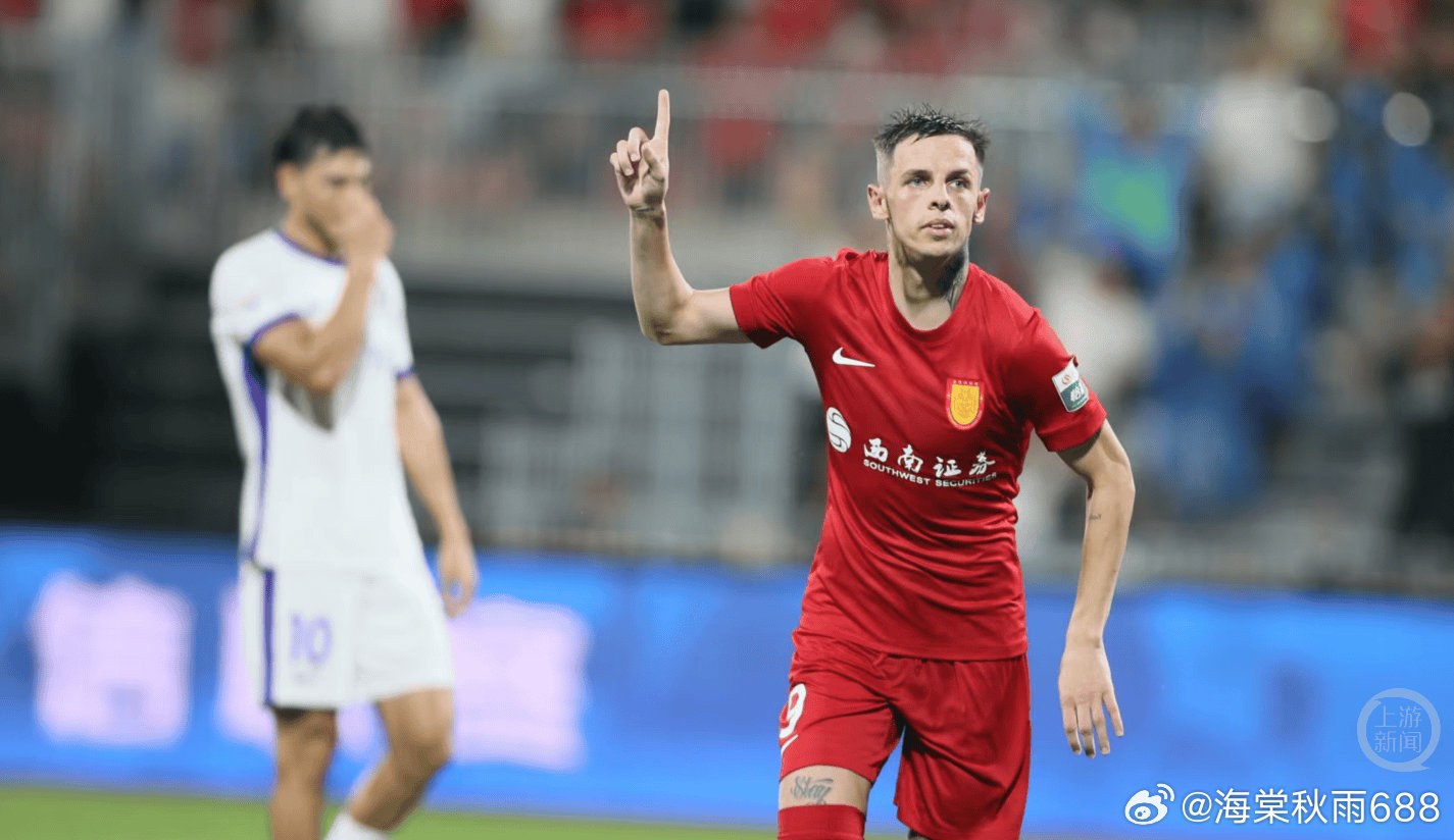 1.68万球迷加油助威，重庆铜梁龙一球小胜天津津门虎------6月27日晚，沉