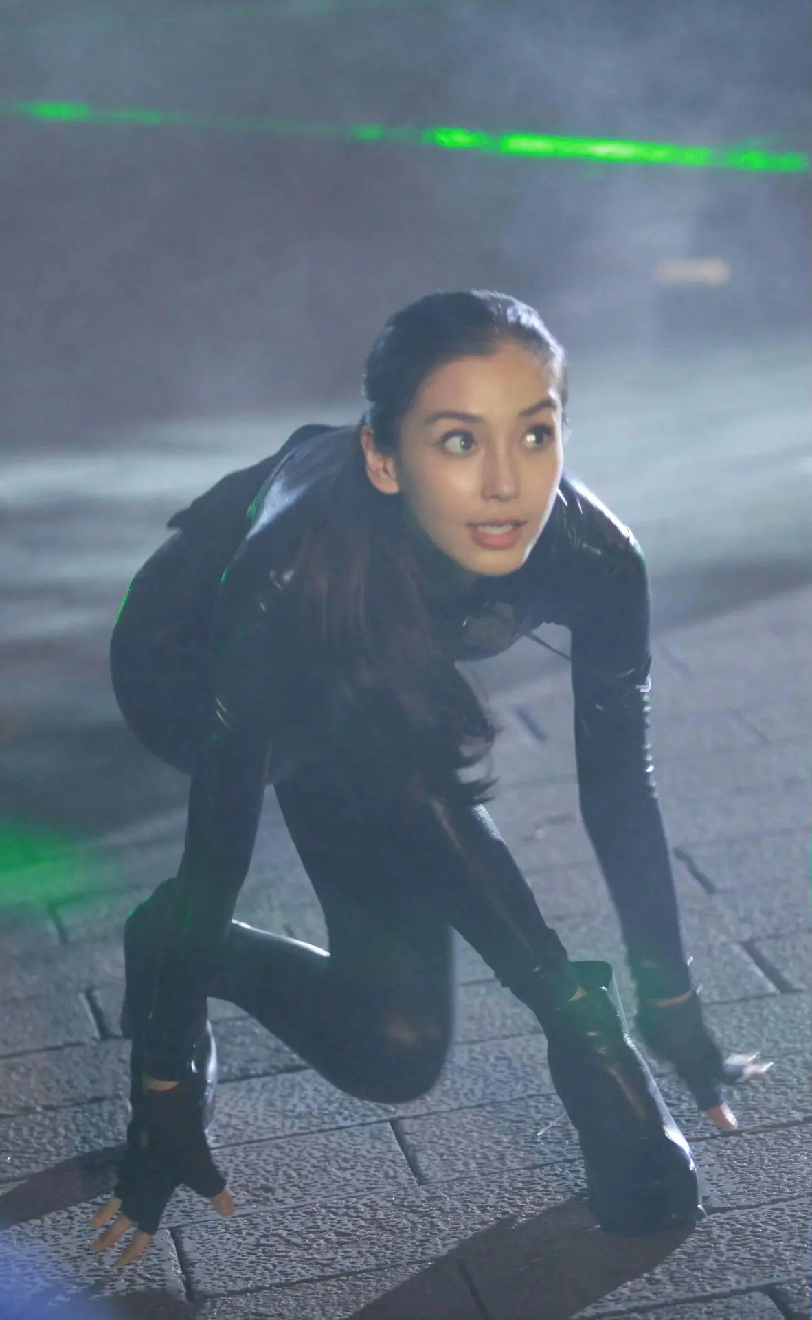 Angelababy 写真生图。