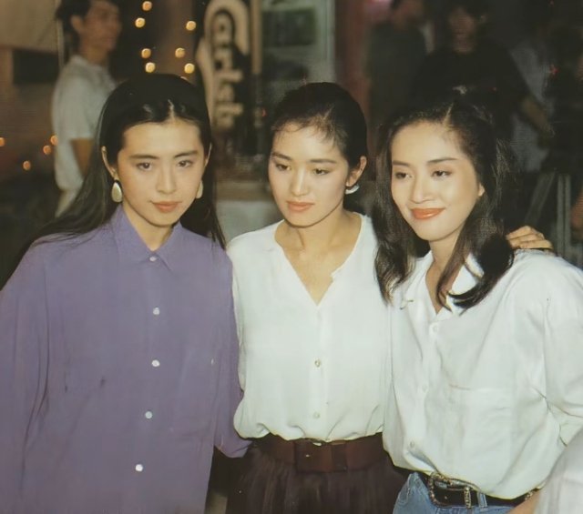 华语乐坛歌手咖位分层（2026综合版，分四大维度：历史地位、奖项、演唱会票房、国