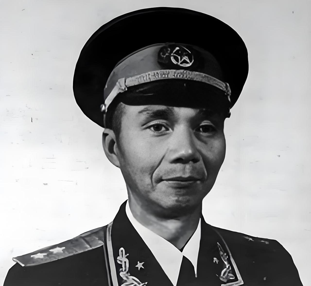 1972年，总政副主任黄志勇被免职，他曾当众痛斥徐向前，走投无路时去求韩先楚，1