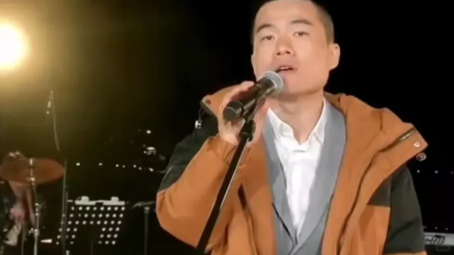 董永辉再回应：在喧嚣中坚守与前行 在舆论的汹涌浪潮里，董永辉再次站出来...
