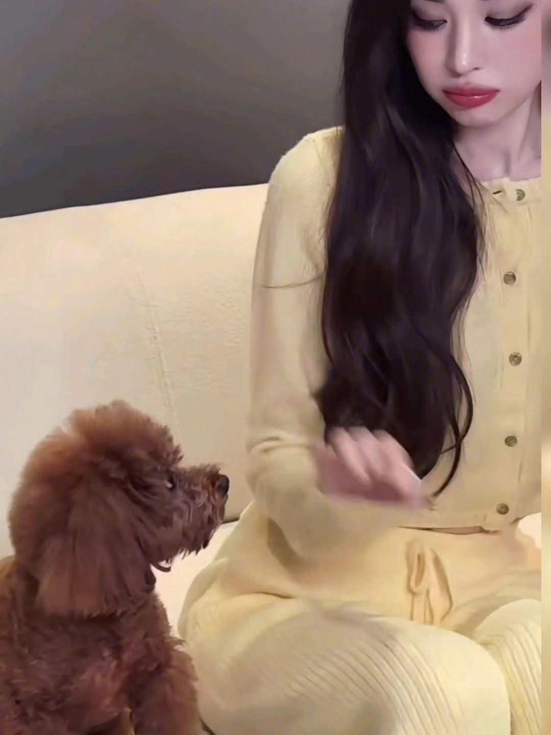 毫无运镜和转场，但就是美的很华丽，下辈子想用娜扎这样的脸活一次