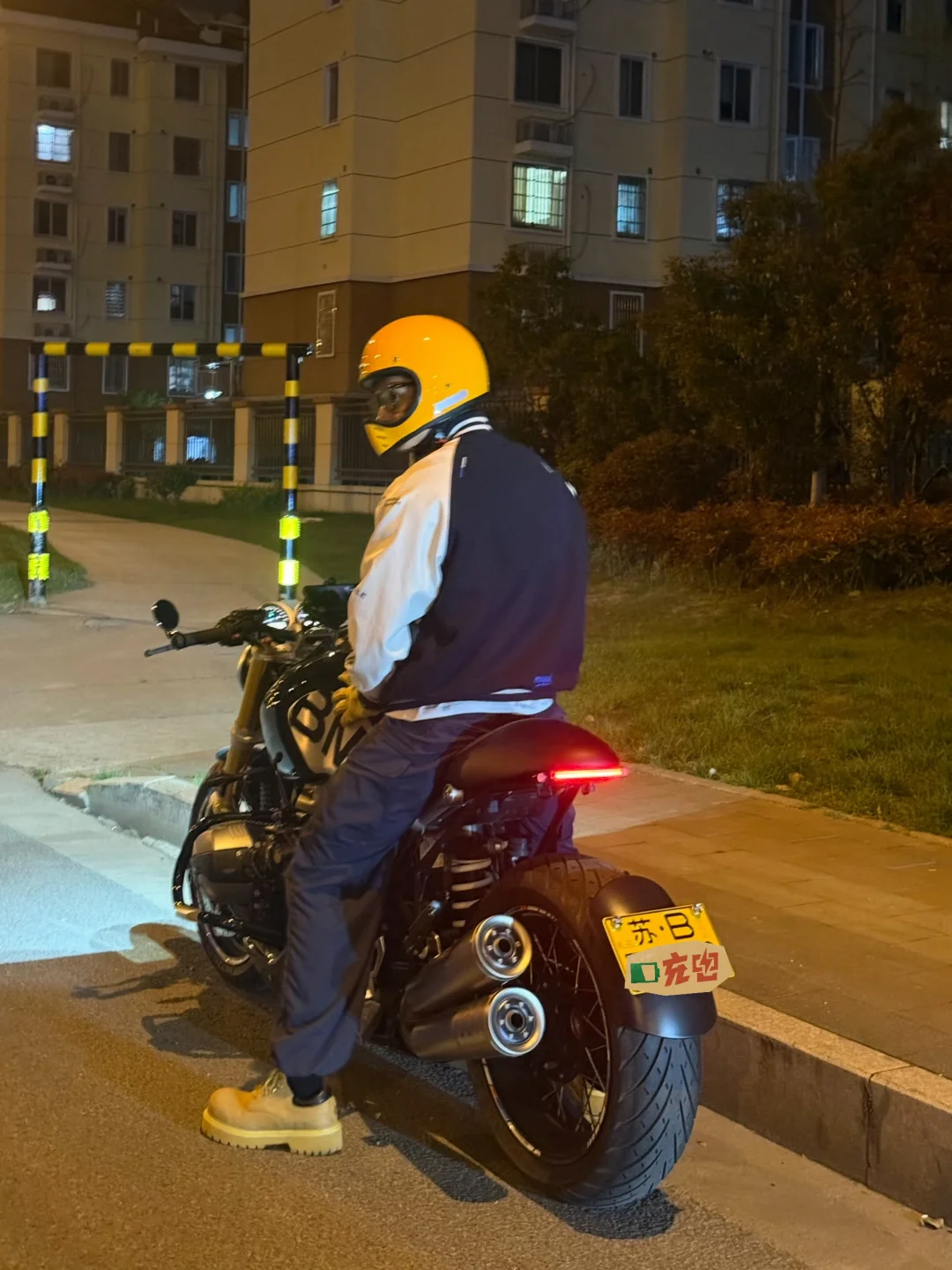 也有喜欢一个人溜车喝咖啡的嘛？