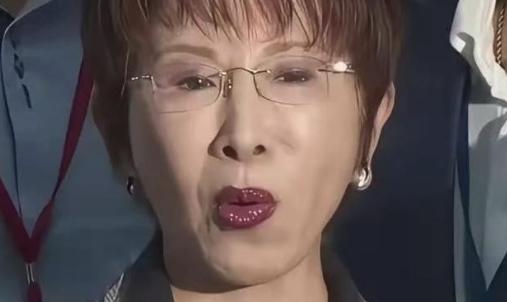 针对两岸统一，洪秀柱也太让人失望了！说白了，洪秀柱居然建议两岸先签一个“和平协议