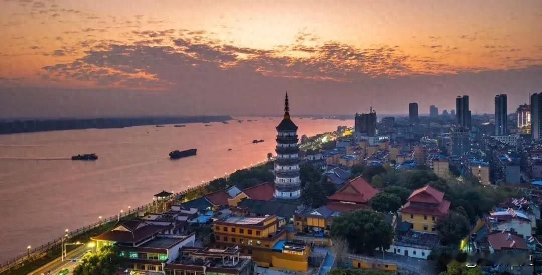 中国“退步”最快的城市：曾与上海、南京齐名，如今沦为三线城市

1900年前后的