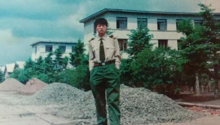 13岁孩童冒用身份占编23年！郸城退伍老兵街边干水电二十余载，闲逛镇政府意外撞破
