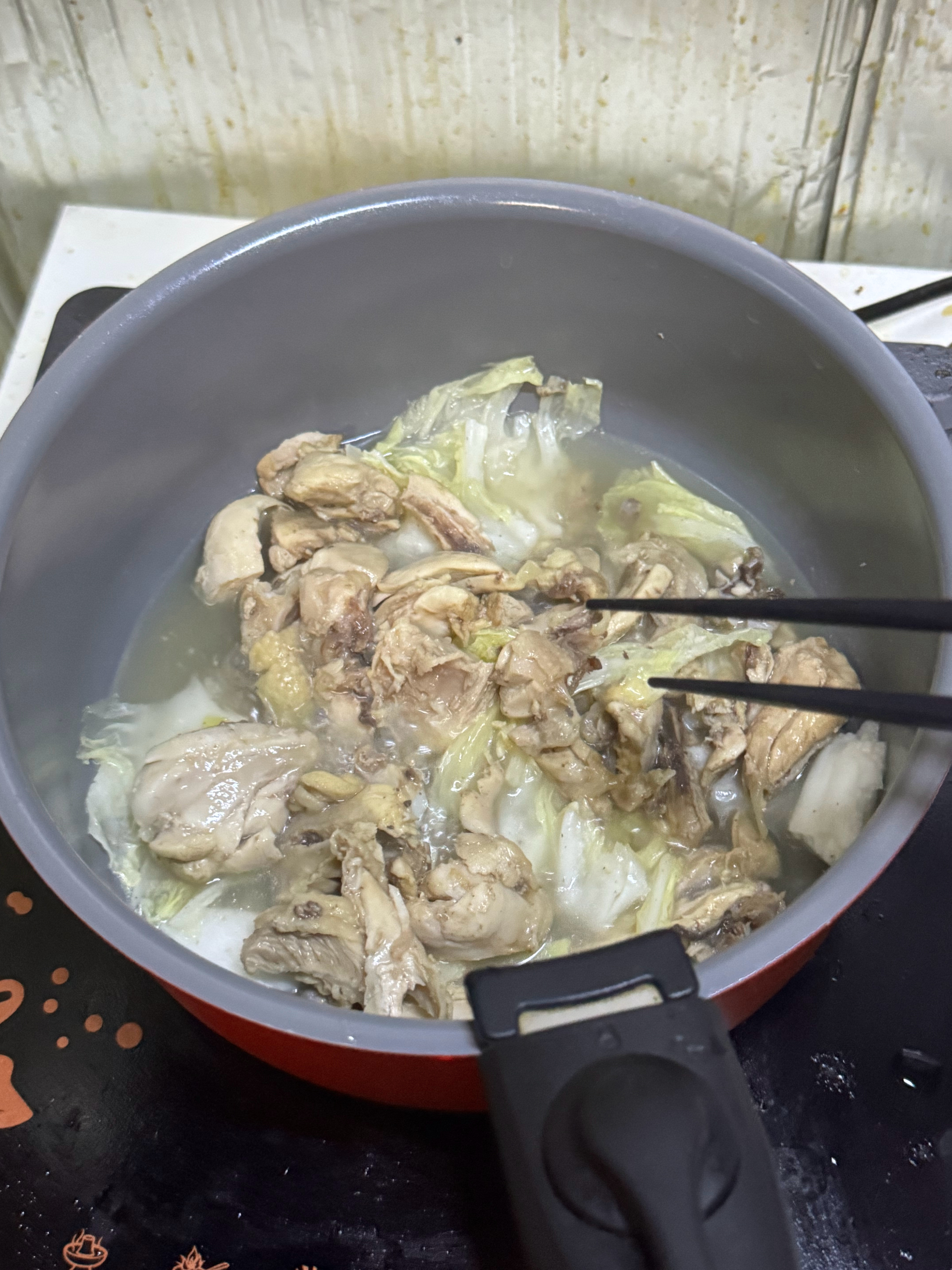 我问个基础问题哈！买了个大白菜，外面脏兮兮的我就剥掉了两层菜叶子，白菜小了一圈…
