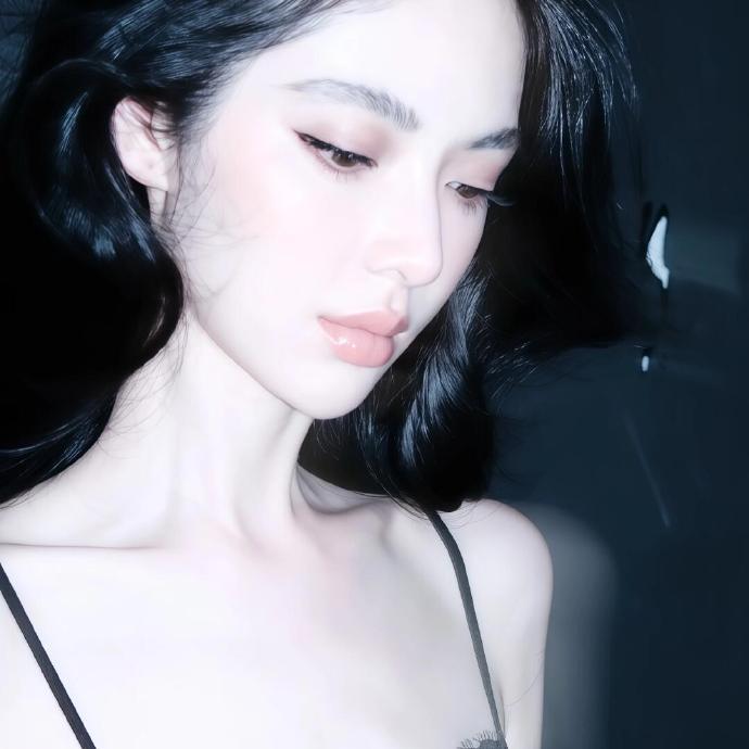 女生头像 ​​​