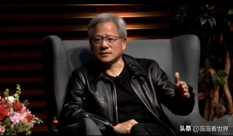 黄仁勋已经回美国了，他在接受美国媒体CNBC采访时说：不要对英伟达先进芯片获准进