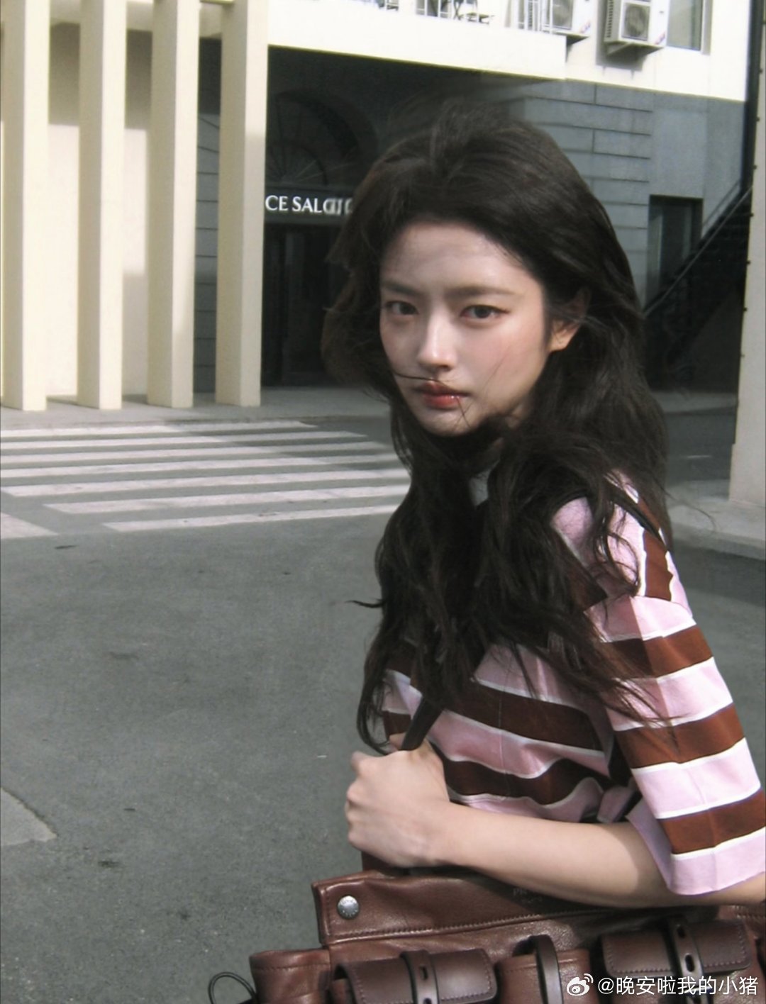 徐若晗Prada推广大片，好适配啊