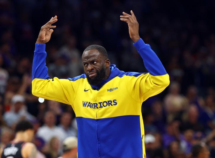NBA今日公布了本赛季最佳防守阵容，追梦未能入选。据悉，追梦此次获得了8张防守一