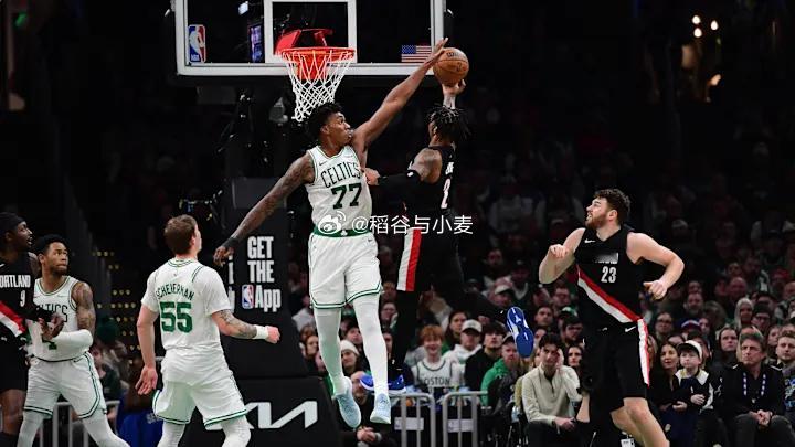 凯莱布-乐福打了5年的NCAA，在北卡罗莱纳大学打了3年，又在亚利桑那大学打了两