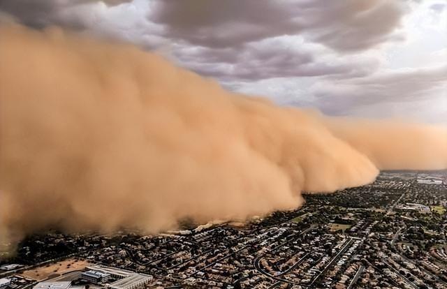 中国植树造林无用？今年最大范围沙尘天气要到长江，为何挡不住？

一场黄沙从遥远戈