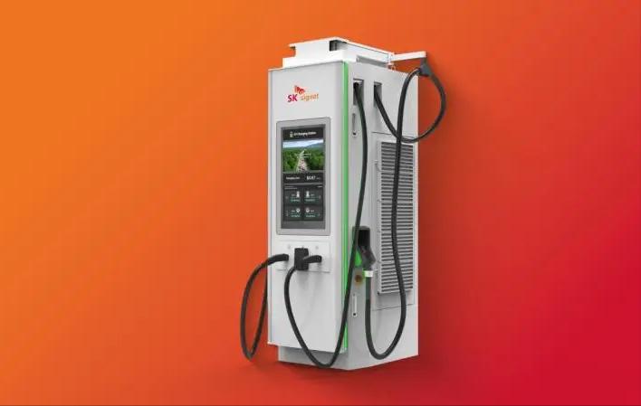 突破桎梏！400kW超快充电器，终于解决电动车充电的两大死穴

作为三年纯电车车