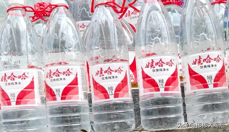 长期饮用纯净水这事，好坏参半。好处是它没杂质和有害物质，能避免其对身体的影响，肠