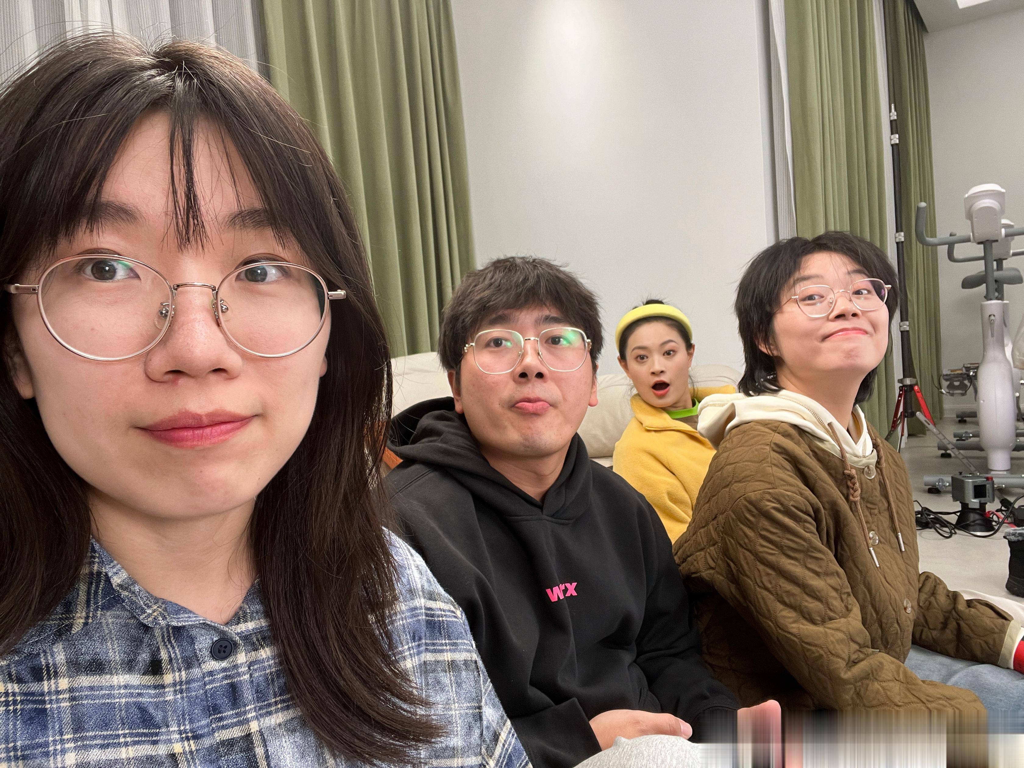 早上好！好久不见，亚洲第一女子卧室！ ​​​