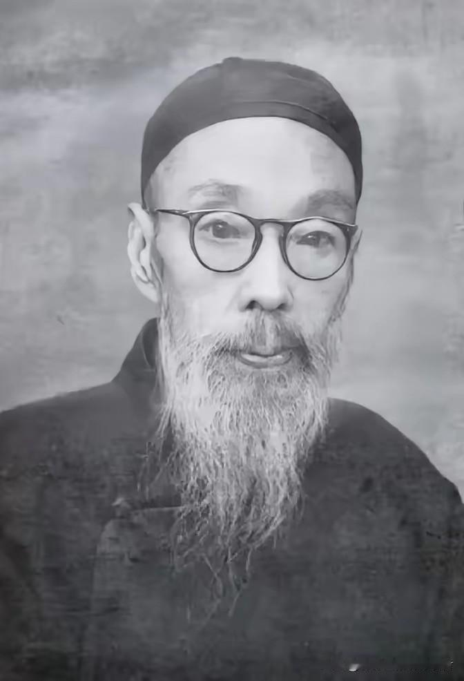 1936年，红二、六军团长征行进至贵州毕节境内。部队误将当地开明乡绅当作恶霸地主