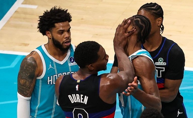 UFC格斗大战处罚结果：斯图尔特禁赛七场，小乔和迪亚巴特禁赛四场，杜伦停赛两场。