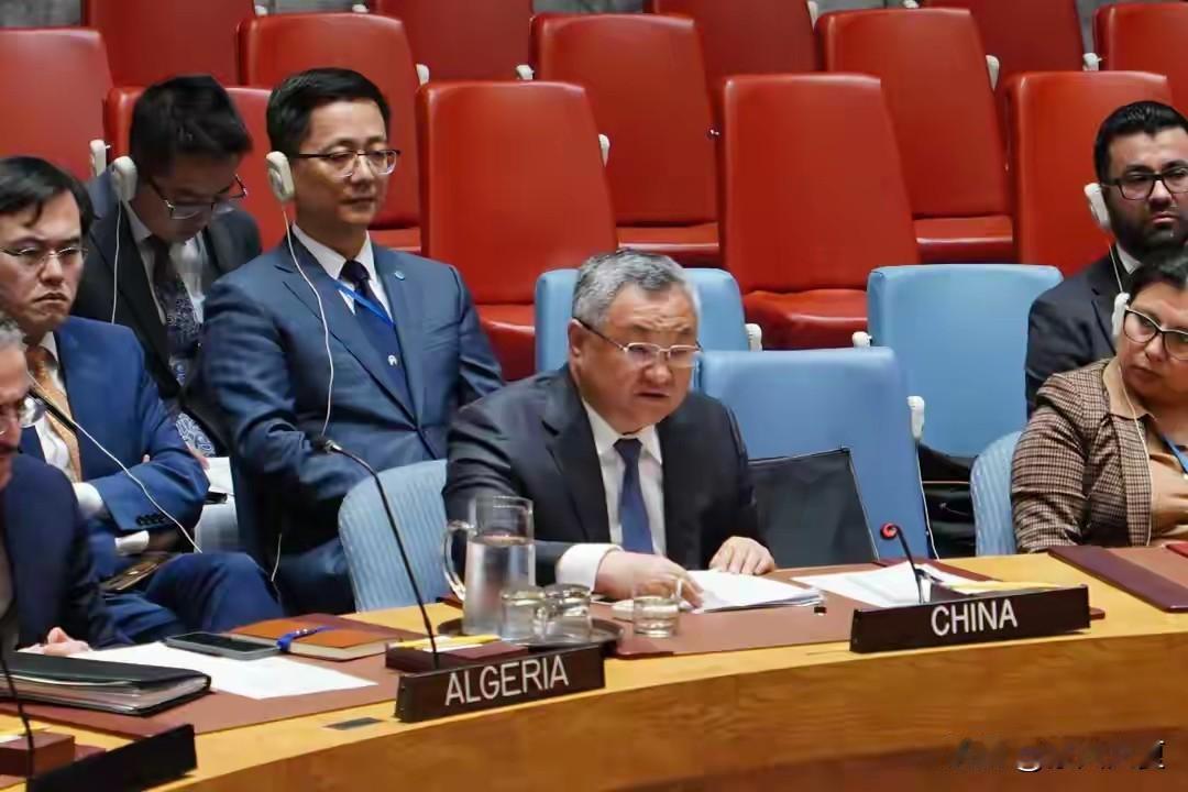 联合国现场真解气！以一敌二，咱家直接戳穿美以的小把戏，力挺伊朗主持公道！
 
说