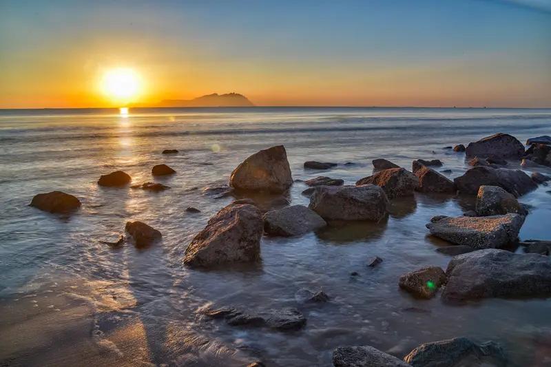 曾仕强教授说：‘有些人一升官就生病，有些人一发财便出事情。有些人一退休就没了性命