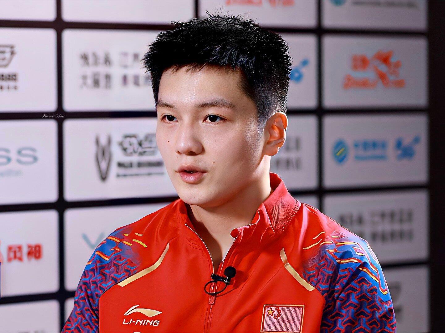 飞机头发型的最佳驾驭者——樊振东 