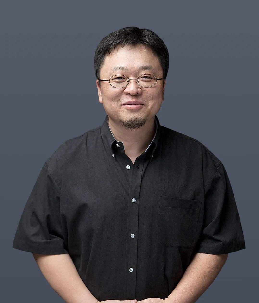 当年，罗永浩向银行贷款9500万，他打电话给老婆柴静:“你能过来给我按个手印吗？