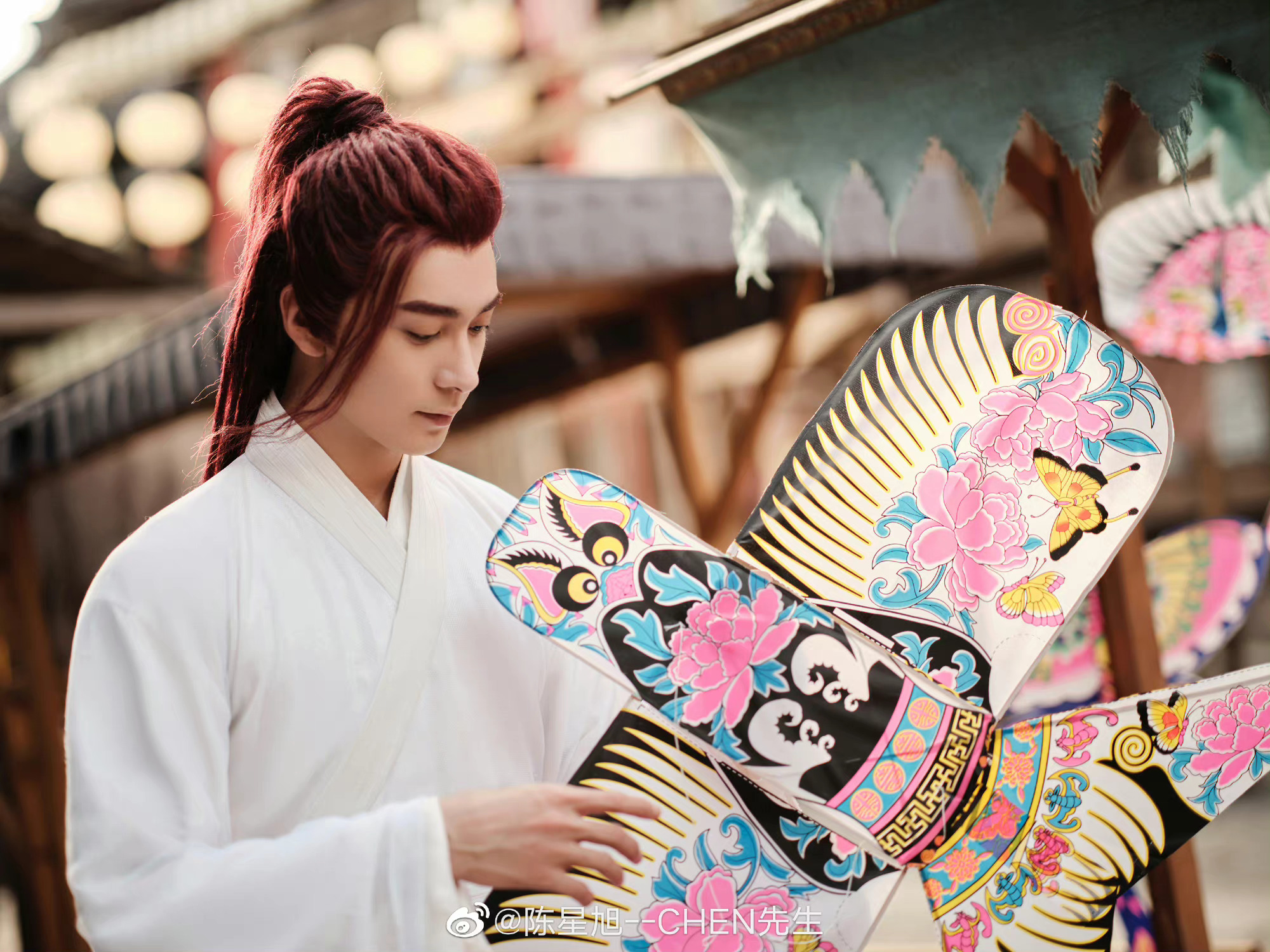 早安  辣目烟花，只为你放。烟花的背后，是你坚定的神性与温柔的慈悲，早安，辣目～