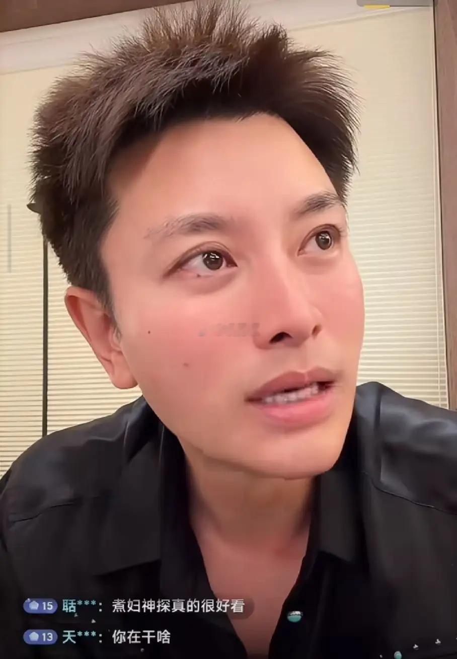 娱乐圈明星什么都想要，贾乃亮也在说无戏可拍，不是先直播带货，星光减弱了，才没有戏