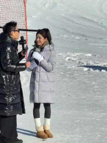 卢昱晓户外直播生图卢昱晓雪景直播生图卢昱晓户外直播生图 