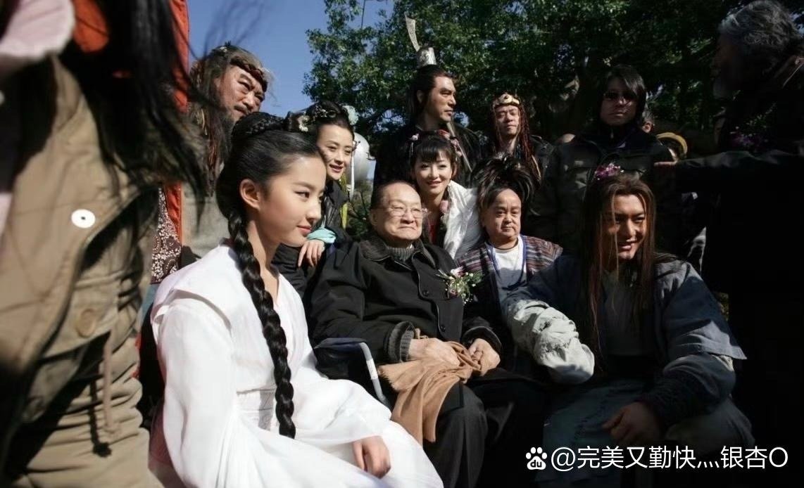 刘亦菲现实中的颜值有多能打？其实很简单：170+的身高，配上白皙皮肤和出众颜值，