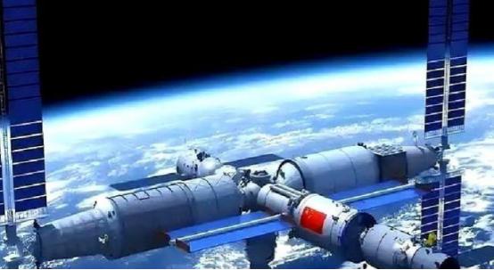 果不其然。

中国载人航天工程办公室的公开信息写得很清楚：空间站常驻3人、交接时