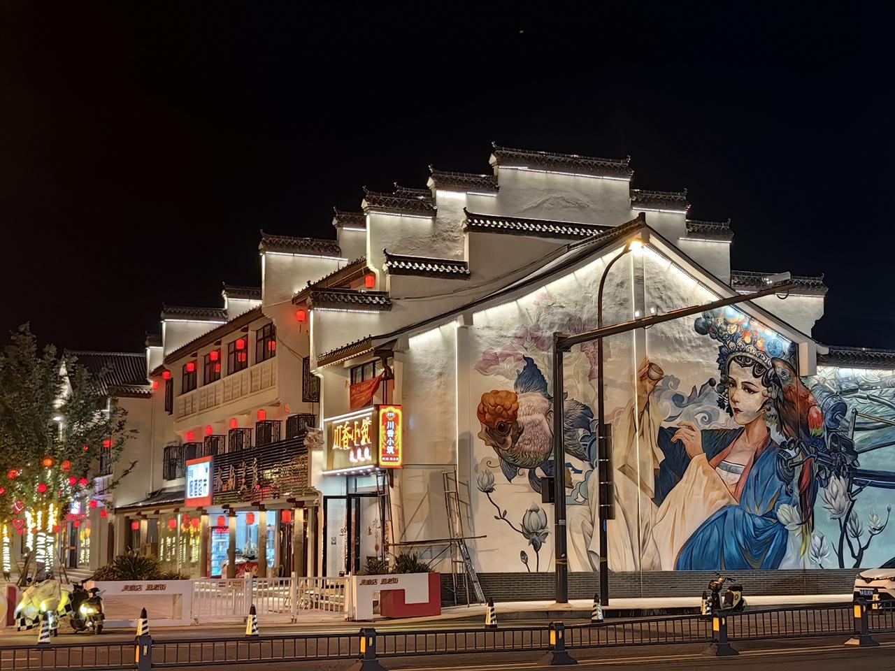 吉和昌完了，变成“鸡合唱”了！
    今天吉和昌彻底暴露了原形，再也不装了，赤